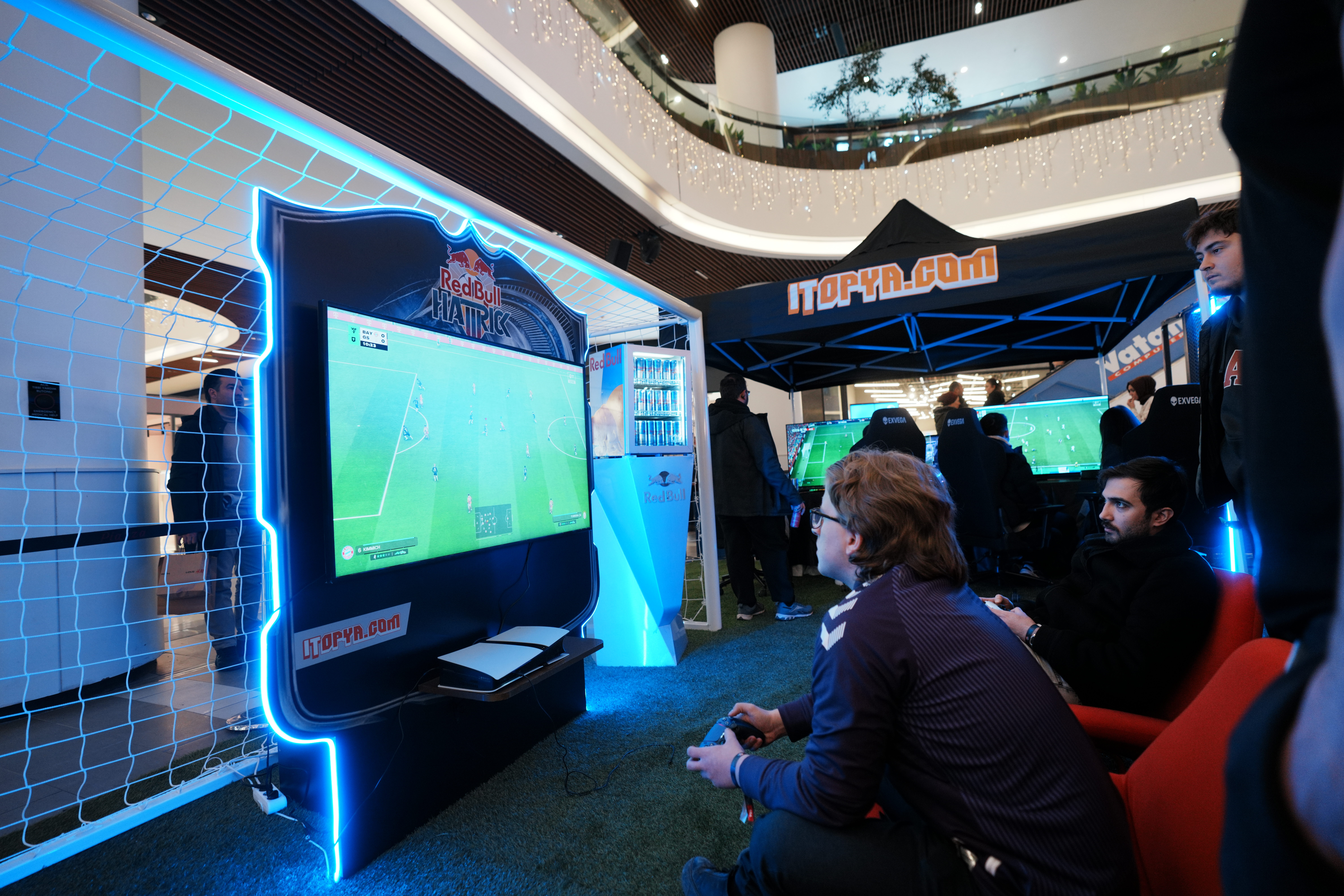 Red Bull Hattrick gaming setup